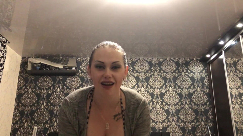 Goddess Misha Goldy: Strong workout &amp; muscles worship! Motivation &amp; domination in sexy body suit!