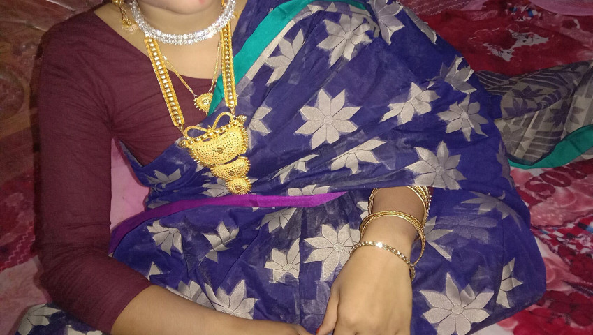 Desi Real Amateur Married Couple First Night First Time Sex Video! (Puja Rani) Desi Real Amateur Married Couple First Night First Time Sex Video! (Puja Rani)