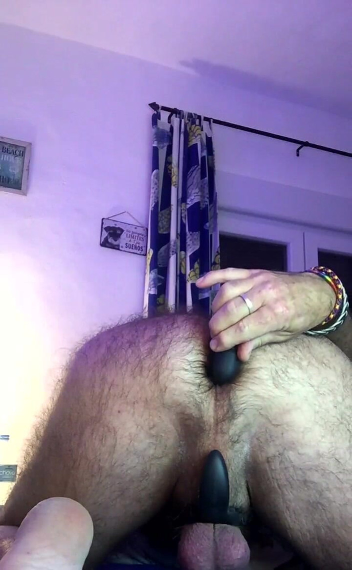 Daddybearvlc: Vods solo sexy - masturbare după-amiază - partea 3