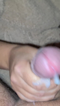 Ngocok kontol tengah malam - pov