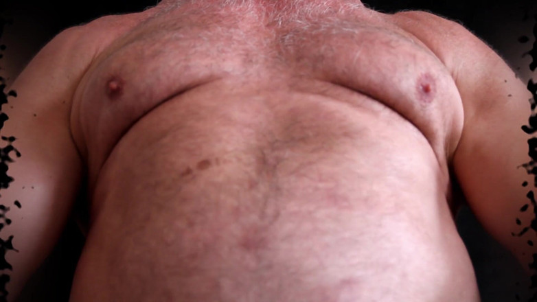 Gaybear1966: Gran barriga gay oso padrastro, musculación del oso Película de...