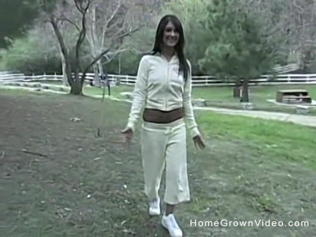 Homegrown Amateurs: Sexy Amateur Gets a Good Fucking