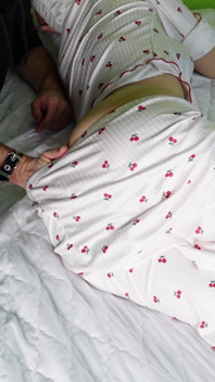 Mocny Fisting O Poranku W Piżamie Po Nocy Prawdziwy Squirt Homemade Orgazm
