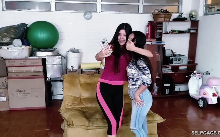 Selfgags Latina Bondage: Le chasseur d’aime