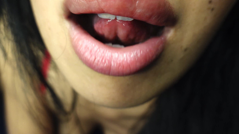 Asmr_mouth: Watch What This Mic Makes Me Do