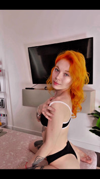 You`d Rather Me Teasing You with a Front or Back?