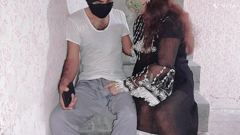 Pakistani CoupleX: Oops, इस लड़की को एक दिन चोदा गया जब वह घर में घुसी