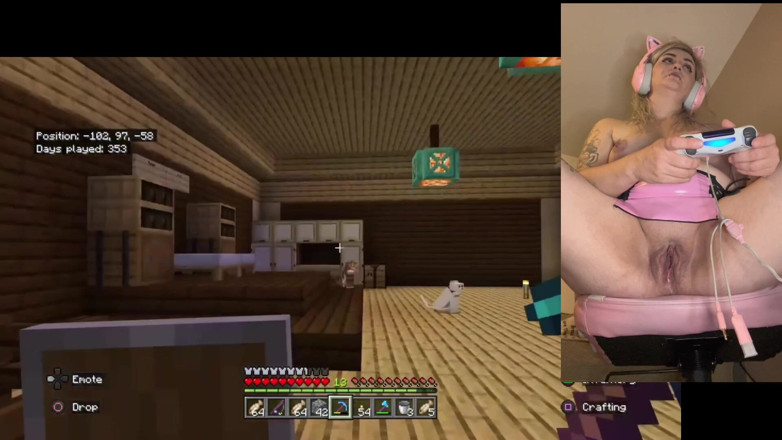 EeveeXo: Gamer Girl Degrades You with Her Spit and Piss