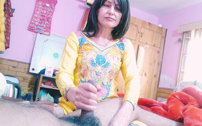 Bolly Karma: Vrei să-ți înșeli soția cu mine?