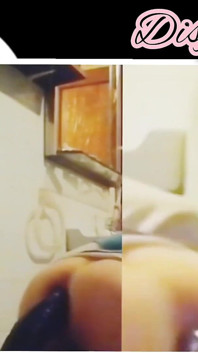 Young Girl Loves to Open Her Cute Ass