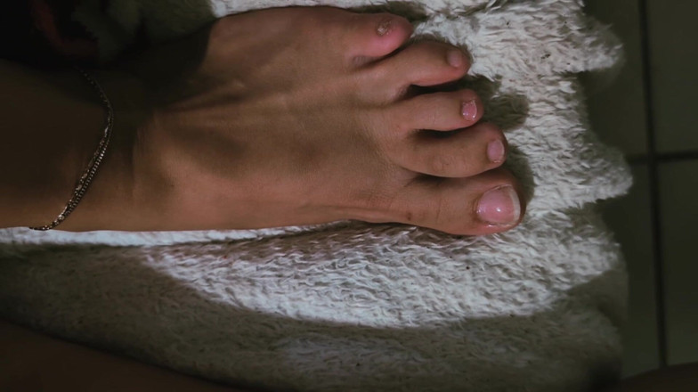 Natacha PsychoSweet: Feet Traitement