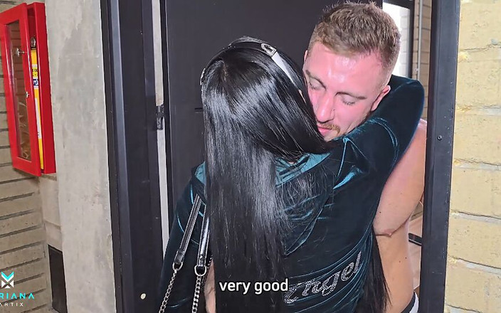 Mariana Martix: Manželka navštíví milence poté, co leže manželovi - Mariana Martix a...