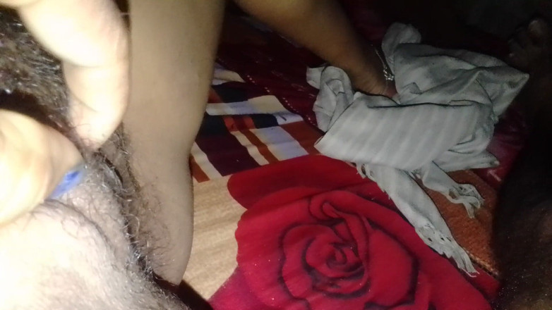 Soni sk: Soni Bhabhi honí svého přítele velká prsa