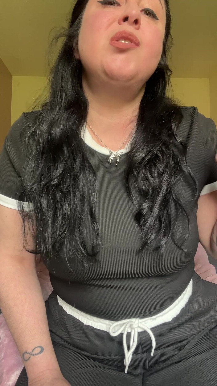 Maitresse Clara: Trebuie să-ți golești contul pe al meu