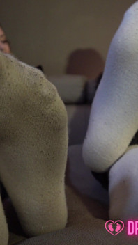 Mikaila & Nina's Sweaty Feet - (dreamgirls in Socks)