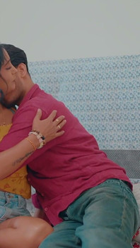 Desi sexy vdaná Bhabhi svádí svým přítelem, zatímco manžel mimo město