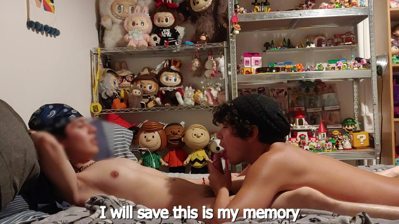 LeoTeenLatinos: Heteroseksüel Jackal İlk Kez Eşcinsel Seks Denedi - "El Zetas"