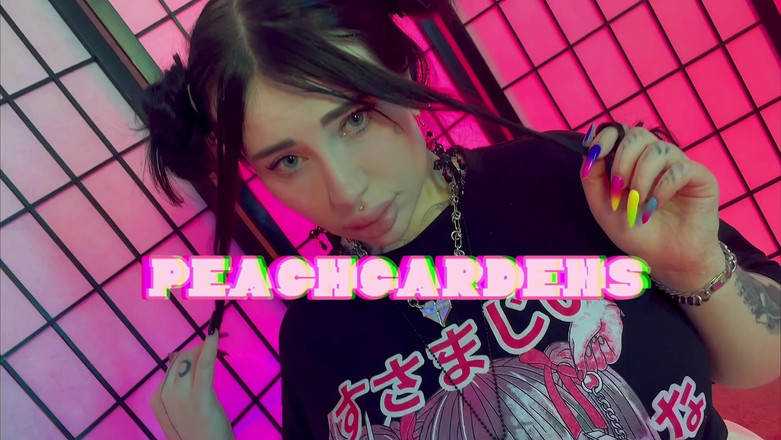 Peach gardens: 18 Year Old Zumersha Teen Was Destroyed by Huge Dick