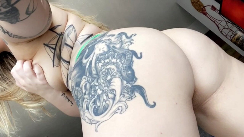 ChandlerKnight: Twerking Cumpilation