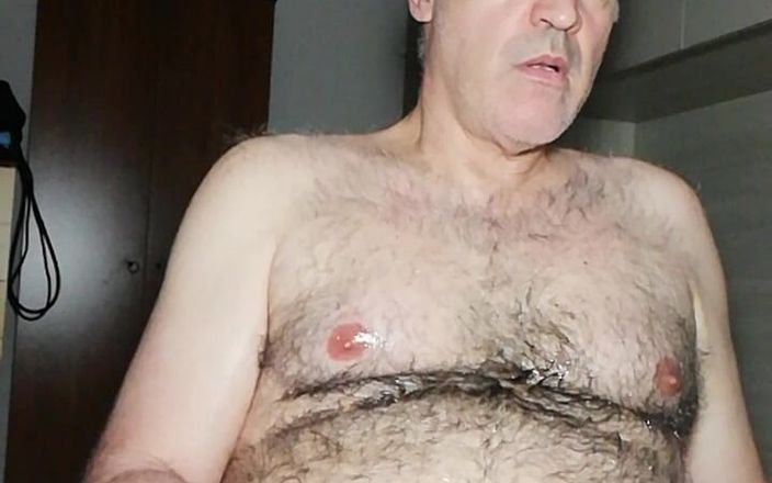 Setesesso7: The Cum Comes Out Like Hot Lava From the Mouth...