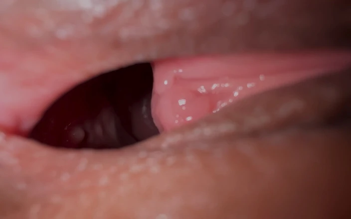 Gigi oficial: 来自青少年张开阴户的香蕉气味！为什么？因为她喜欢香蕉！