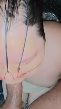 ลําคอของฉันเป็นพาโนชาที่สาม รูทวารเป็นที่ 2 และจมูกก็ได้รับน้ําเชื้อร้อนๆ