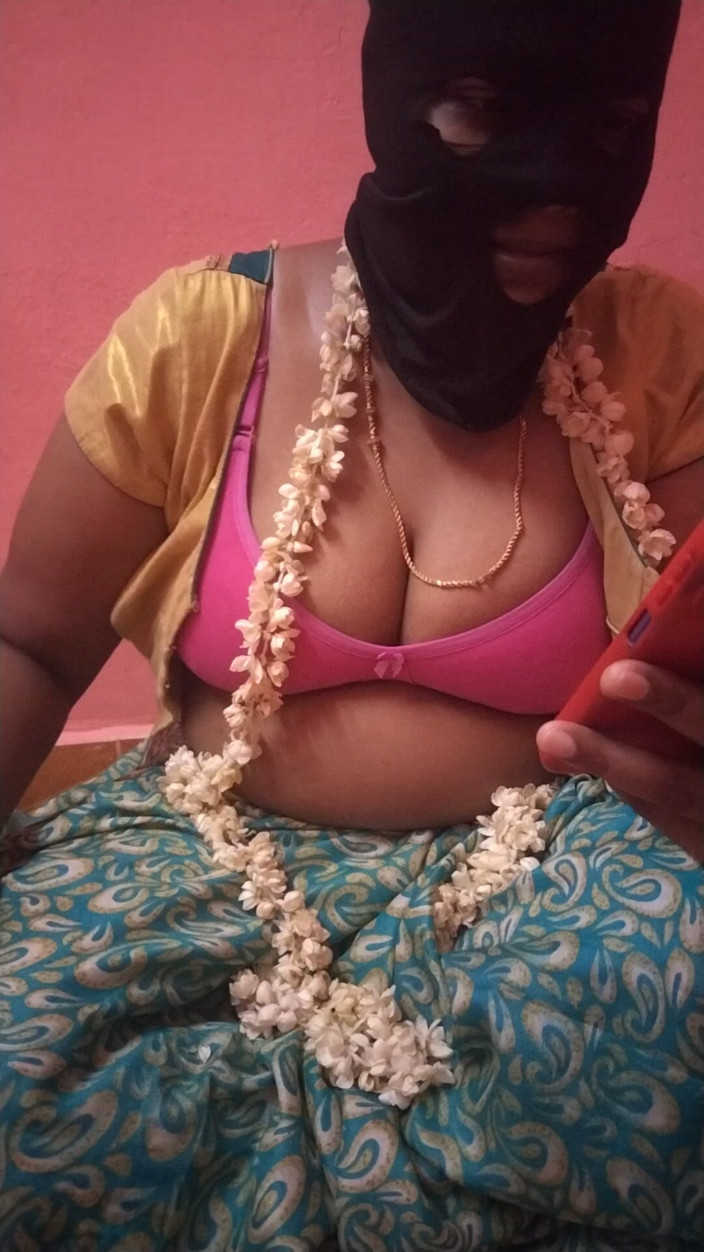 Benita sweety: Tamilská sexuální příběhy čtecí nevlastní matka