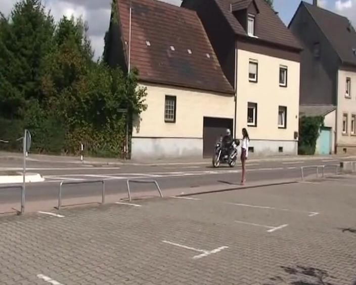 German amateur couples: L'attraente bambola tedesca spruzzata di sperma dopo il sesso bollente