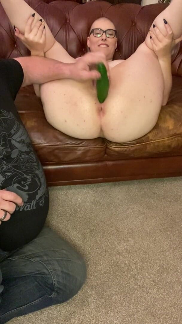 Rebecca Curves: Using cucumber as dildo