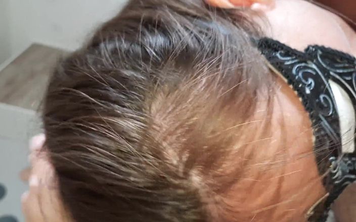 Elektra: Pijpen close-up met gekreun
