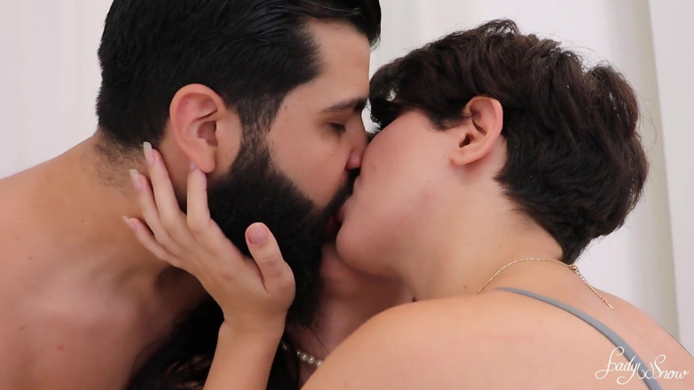 Lady Snow Brasil: Petualangan bareng pacarku, aku ngentot pantat dan pantat bahenol pacarku