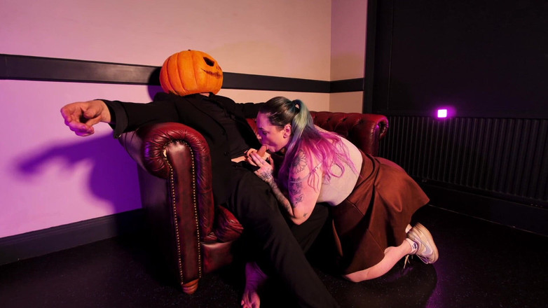 Bambi_beauty1: Jack'o'lantern BJ