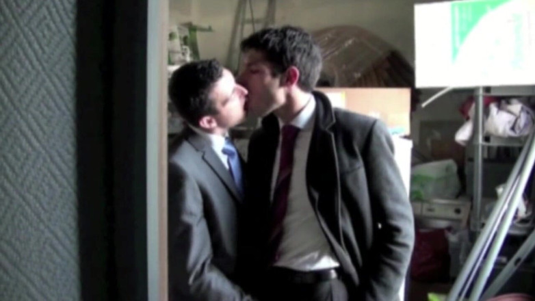 Gaybareback: 2 commercials workers fuck at work