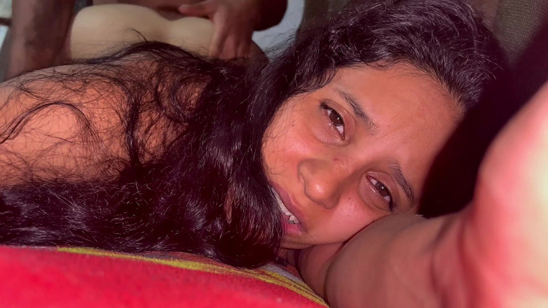 Gilversexy: Bu üniversiteli kız lezzetli sikişiyor ve sert sikiliyor