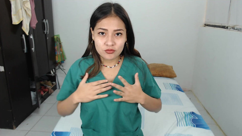 Jsexycouple17: 美国最热辣的护士在姐夫的镜头前自慰