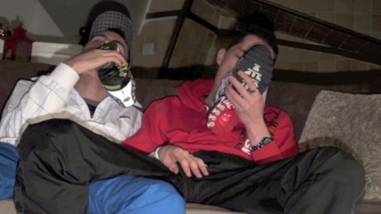 French twinks amator sextapes: Sex tape with 2 sneakers boy at home