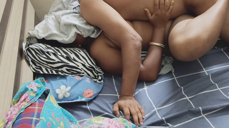Hot boudi: Indiana esposa tesoura minha esposa se machucou enquanto fode meu...
