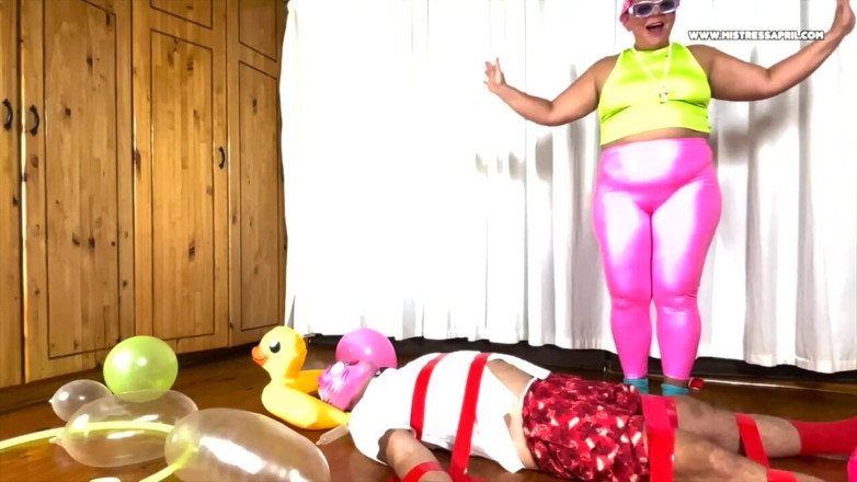 Mistress April: Kochanka Dominatrix kwiecień - Barbie zabawa