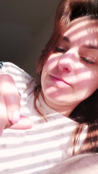 Morning with Abundant Ejaculation, Instead of Swallowing It She Spit Out