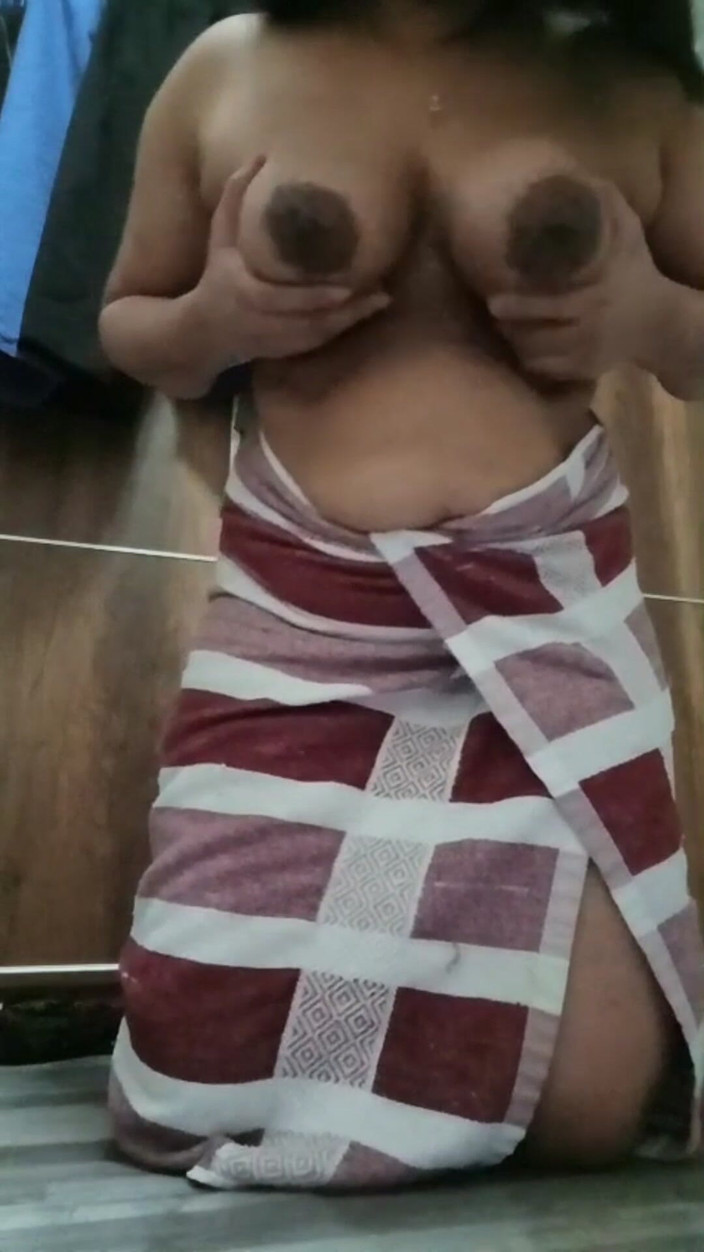 Xxxslf: Möpse Tanzen