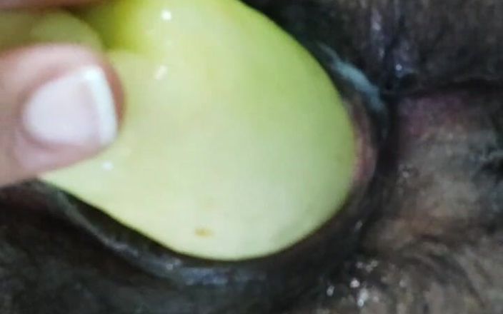 Nidhi cam: Desi geiles mädchen masturbckt mit einem dildo