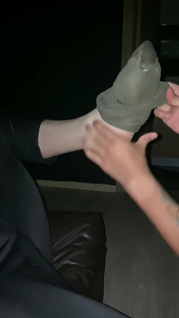 Down to the Balls - Můj penis pohřbený v jeho trácení