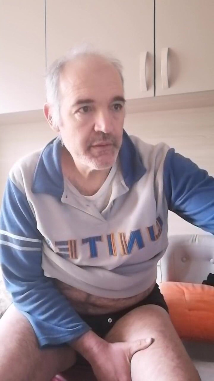 Setesesso7: Sábado de manhã é hora de masturbar meu pau duro como...