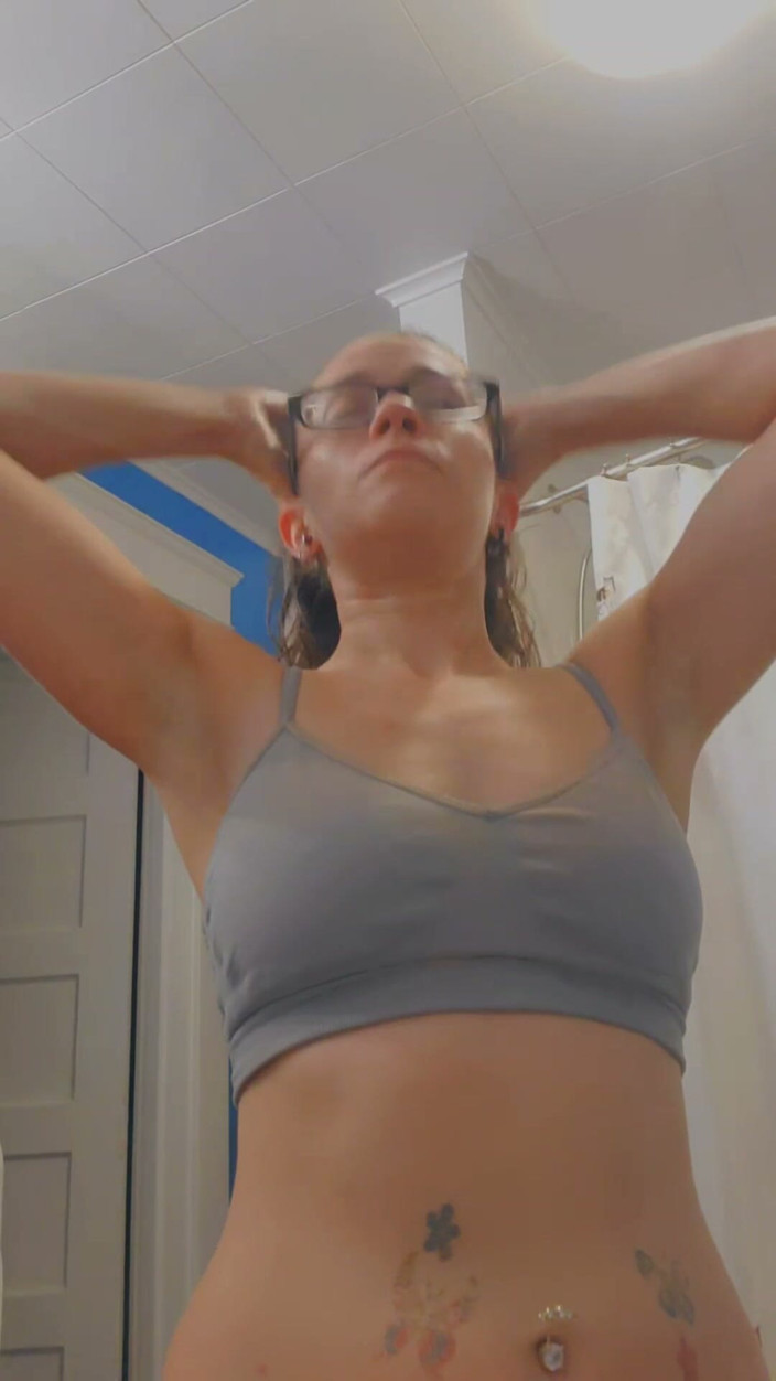 Summrbby: Routine Withnippleclamps в душе