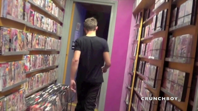 Crunch Boy: Kevin Ass ošukaný do dírek slávy od Edwina