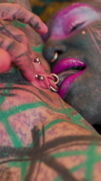 Trans Wife's First Dick Experience - bbc sexo a três, caixa eletrônico e diversão anal profunda