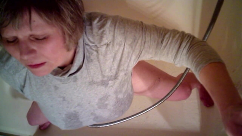 MarieRocks: Skycam view of sexy GILF getting off