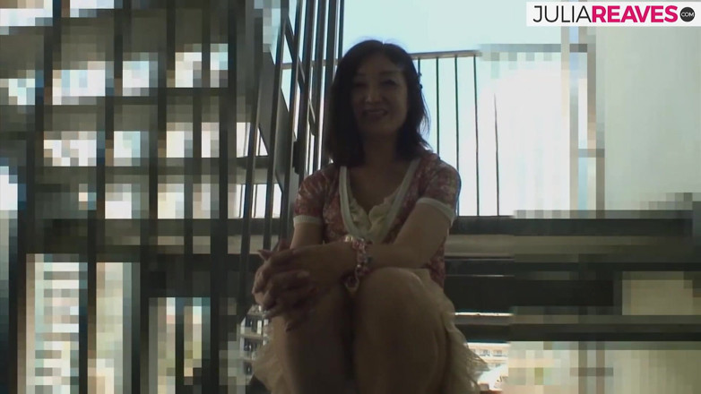 JapaneseHub: Puta obtiene un vibrador en su clítoris y luego monta...
