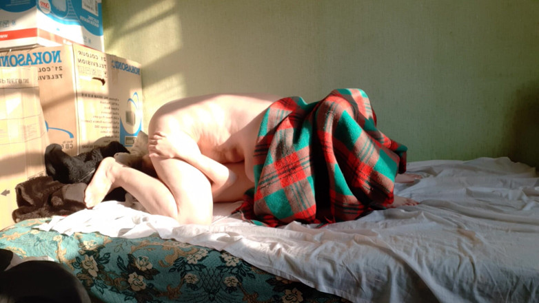 Lesbian-illusion: Gorąca 69 pozycja między dwoma lesbijkami sąsiadami