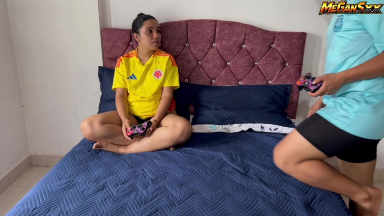 MeGanSxx: Se você perder neste jogo, eu vou te foder
